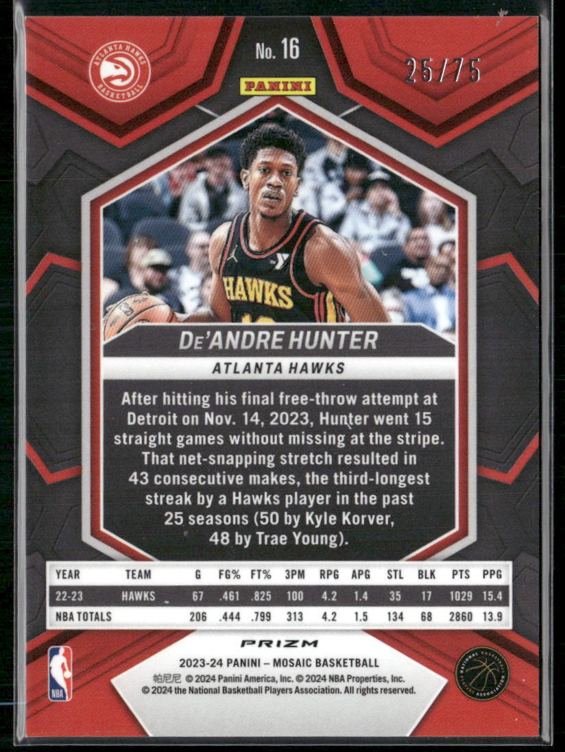 2023-24 Panini Mosaic #16 De'Andre Hunter Green #/75