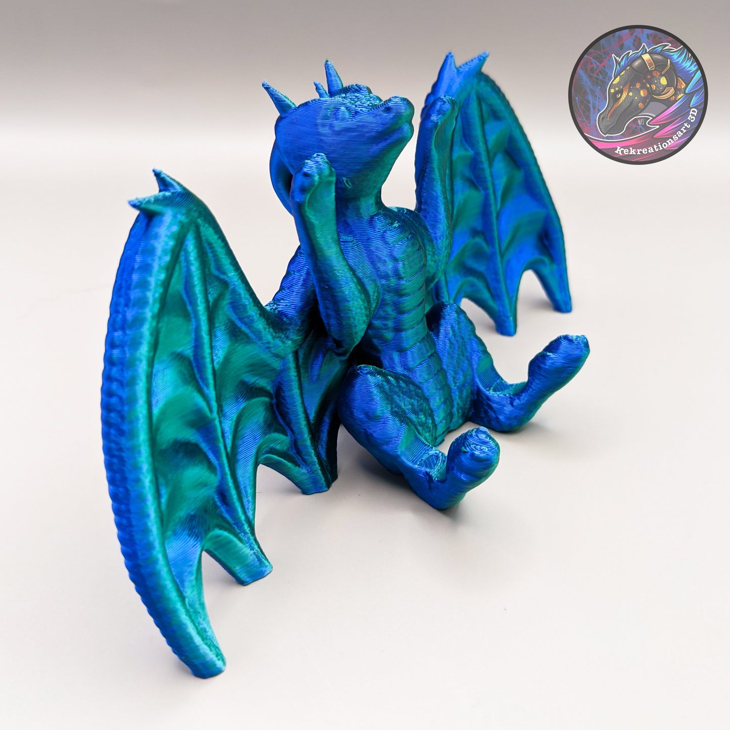 Soporte para cartas de dragón