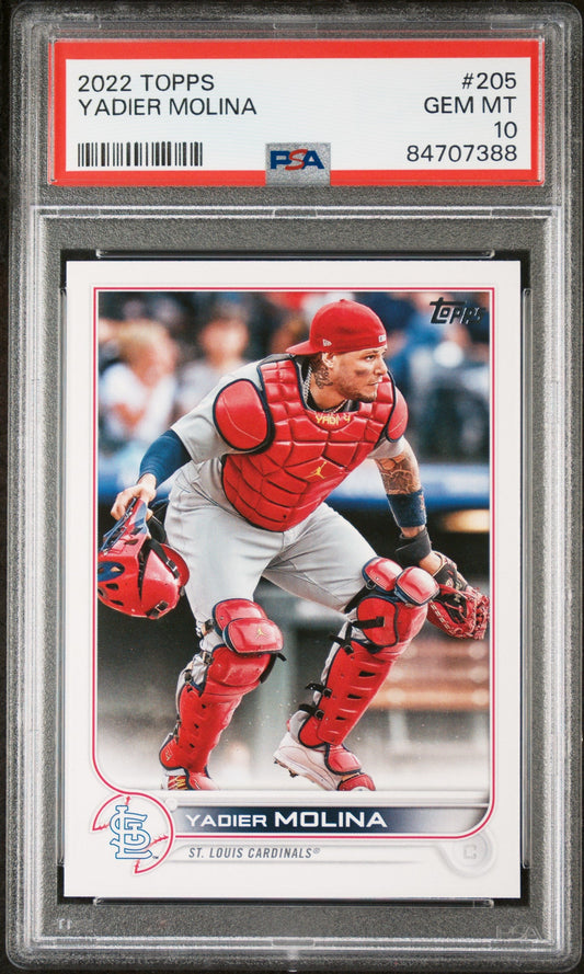 2022 TOPPS YADIER MOLINA  #205 - PSA 10