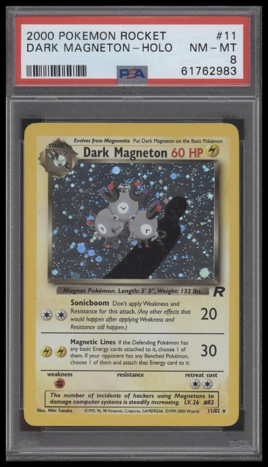 Dark Magneton-Holo 2000 Pokemon Rocket #11 PSA 8