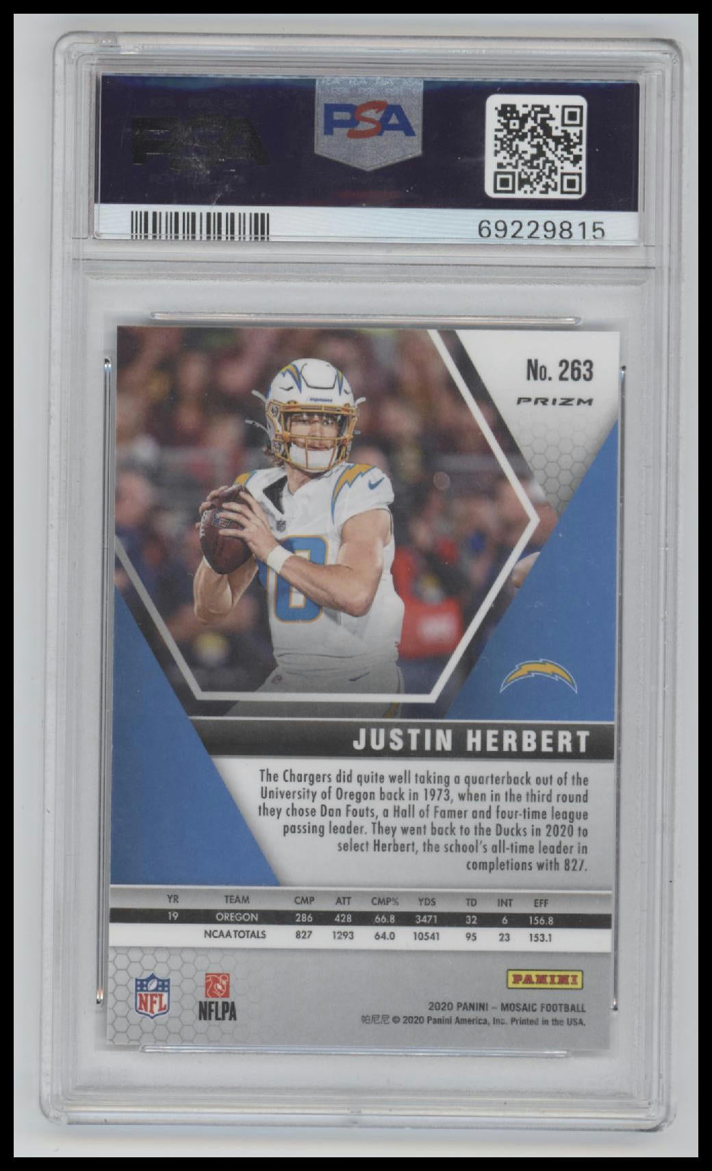 2020 Panini Mosaic Reactive Blue Justin Herbert 10 PSA #263