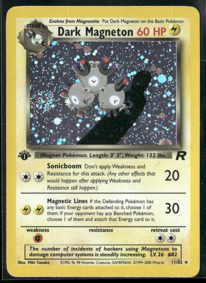 Dark Magneton (11) Team Rocket #11/82