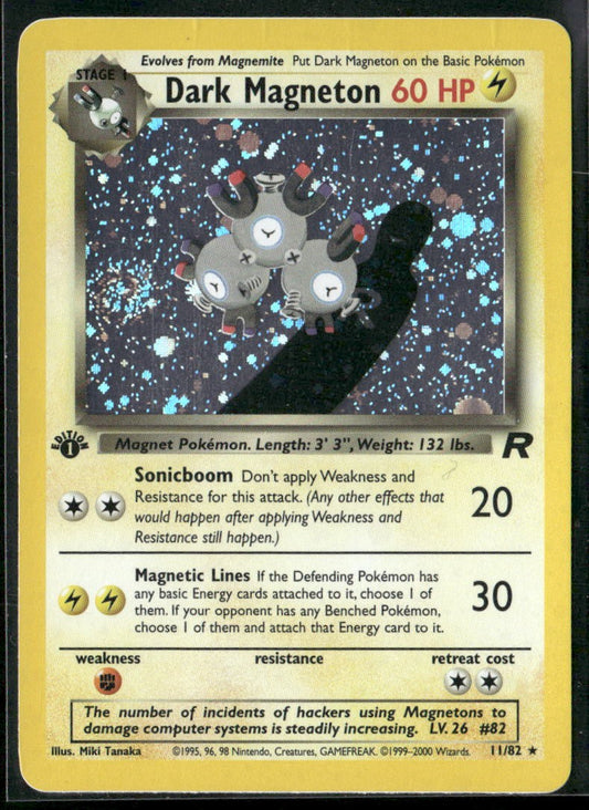 Dark Magneton (11) Team Rocket #11/82