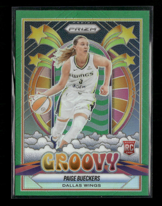 2025 Panini Prizm WNBA Groovy Green Prizms Paige Bueckers #12