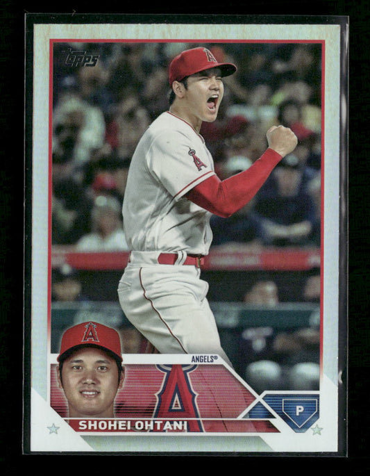 2023 Topps Rainbow Foil Shohei Ohtani #17