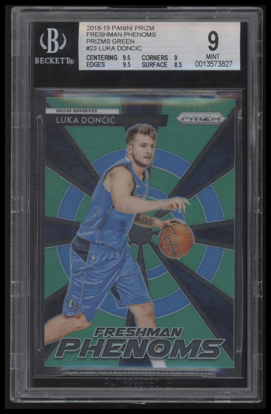 2018-19 Panini Prizm Freshman Phenoms Prizms Green Luka Doncic 9.0 BGS #23