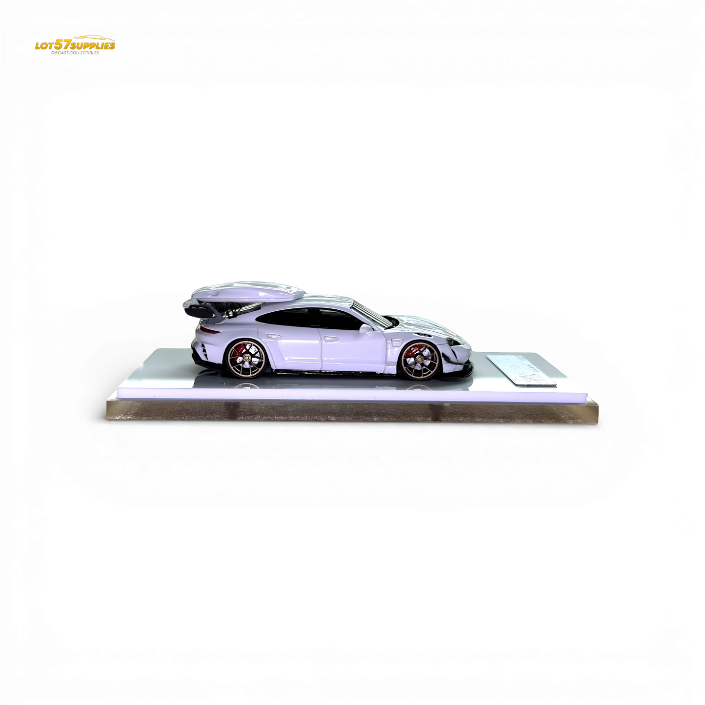 404ERROR Porsche Taycan White with Roof Box 1:64