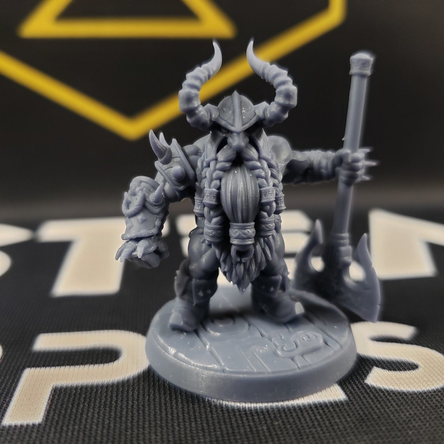 Dwarf Berserker (Base Sculpt B)